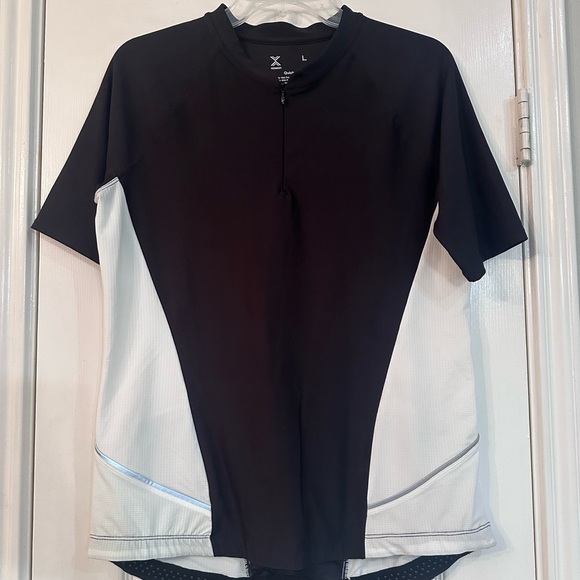 Xersion Black and White Quick-Dri Short Sleeve Tee - Picture 1 of 5